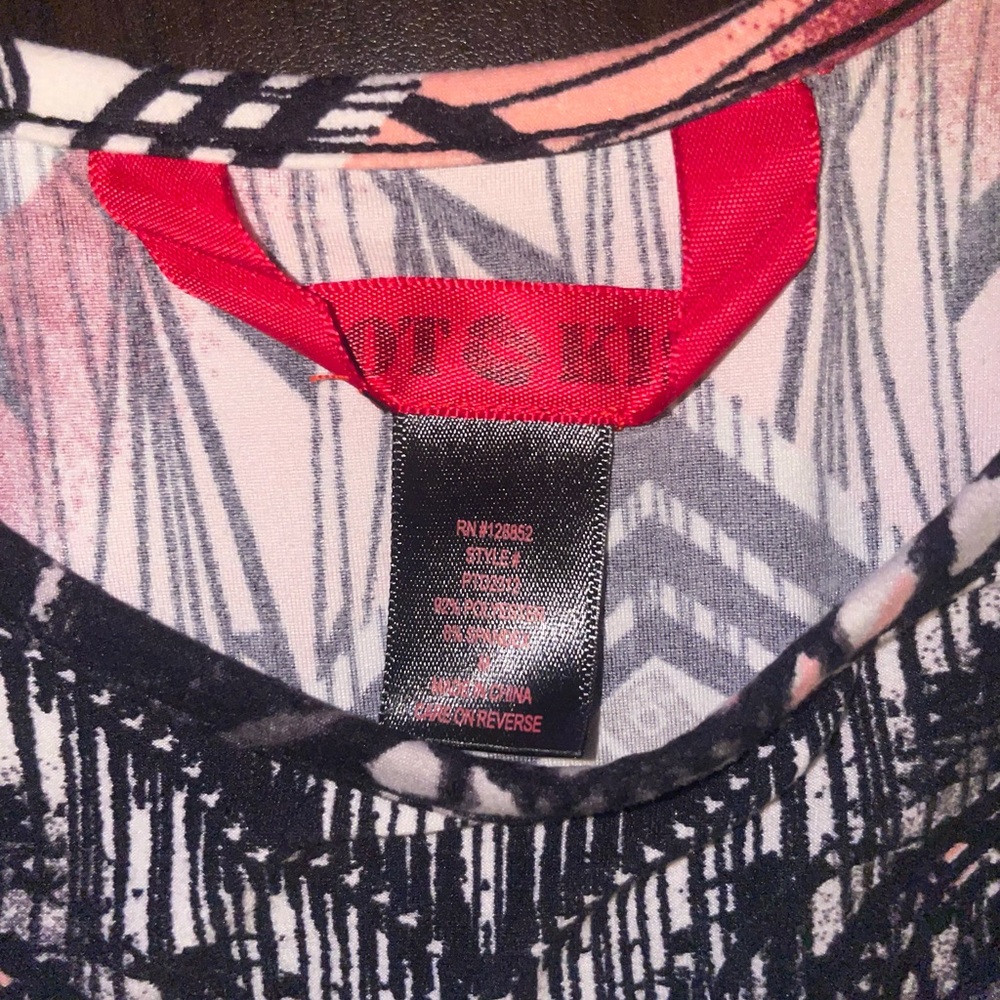 BodyCon Mini Dress Aztec Pattern - Picture 2 of 3